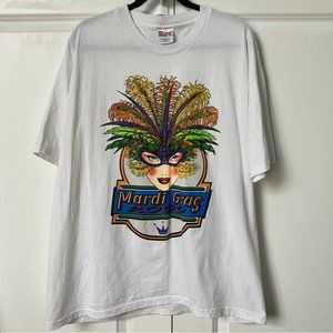 Vintage Y2k 2000 Mardi Gras White Graphic Crewneck Travel Souvenir T-Shirt